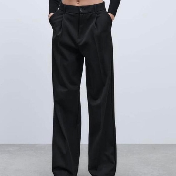 **SOLD DO NOT BUY** Zara mid rise straight leg pants - Picture 1 of 4